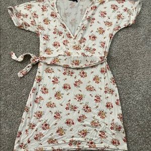 Boohoo casual floral mini dress